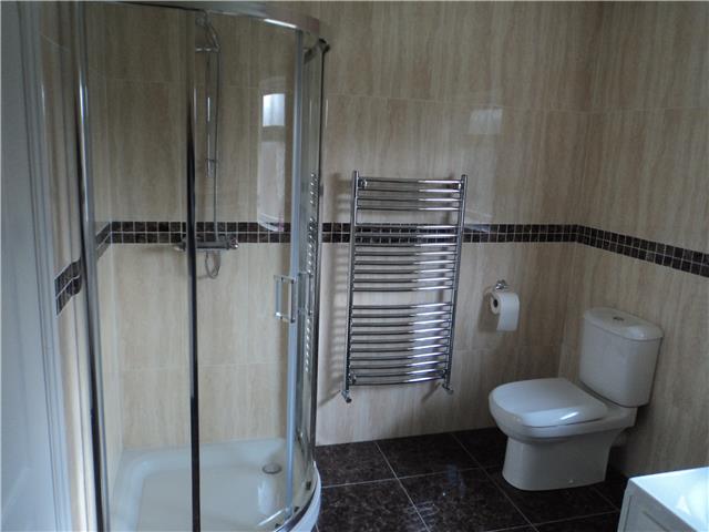  Image of 4 Bedroom   To Rent at 56 woodthorpe lane sandal